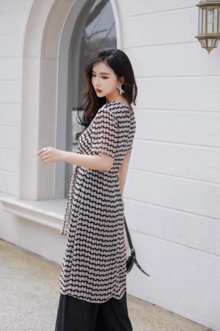 2023年时装套裤，其它，贻思茗