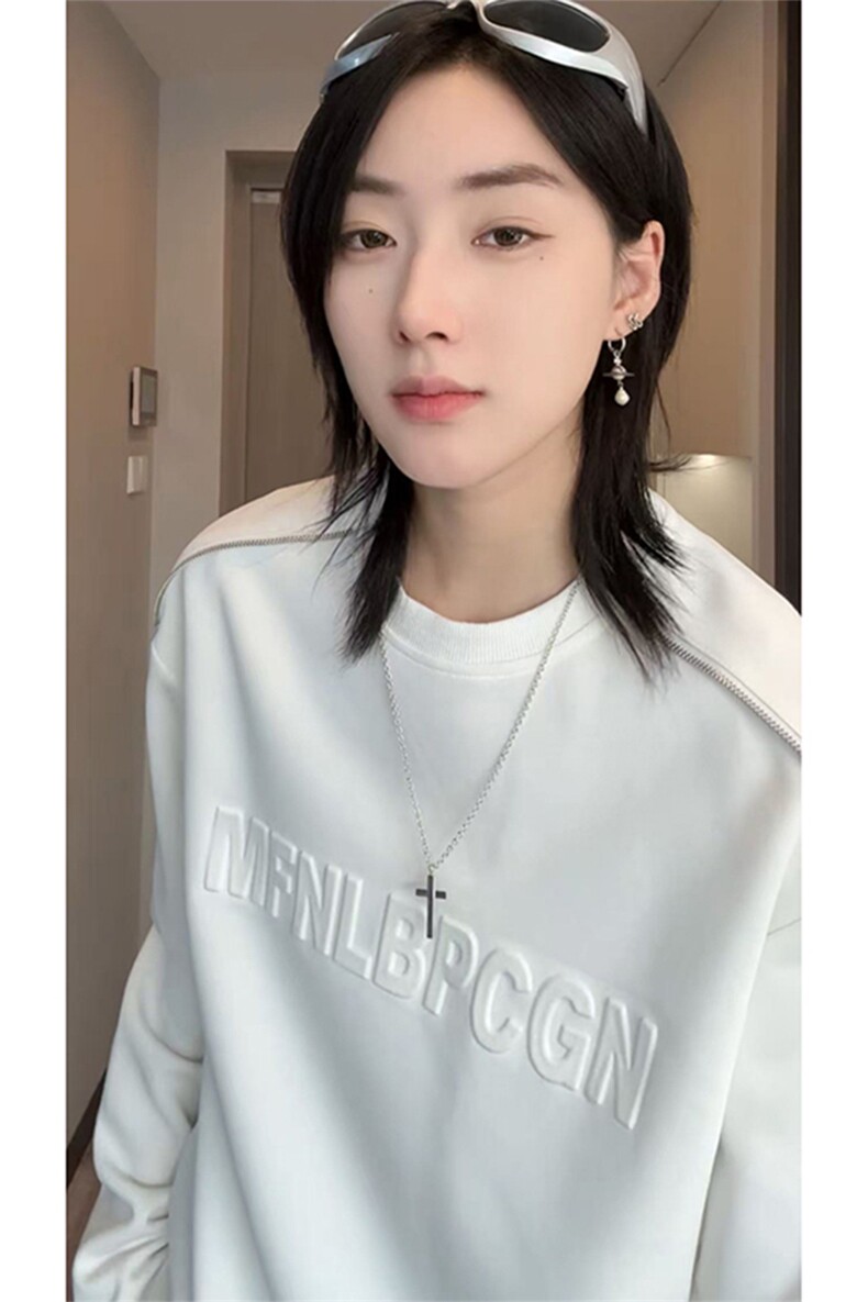 秋季美式高街cleanfit凹凸字母钢印打底长袖袖货号C25186P45,男装卫衣,电商A063