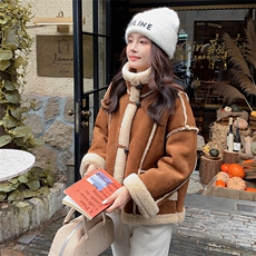时髦皮毛一体短款羊羔毛外套女2025新款冬季慵懒风巨好看加厚外套，女装皮草，2C316