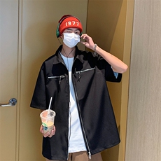 黑色