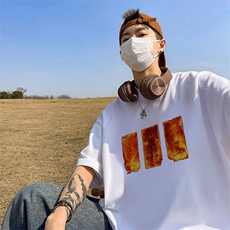 白色