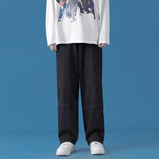 黑色