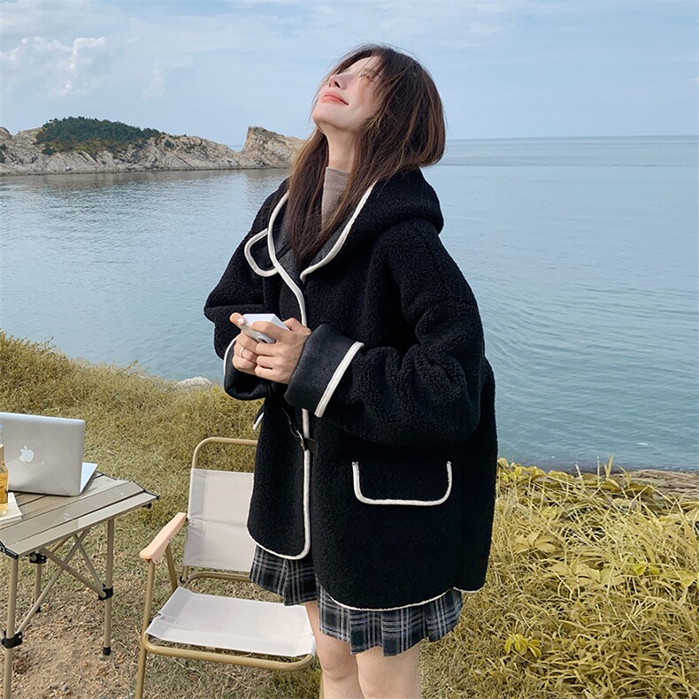 黑色连帽羊羔毛外套女2025秋冬新款慵懒风宽松显瘦小个子加厚大衣,女装短外套,2B187