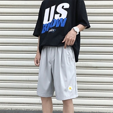 浅灰色