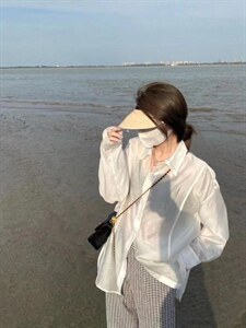 夏季防晒衬衫图片
