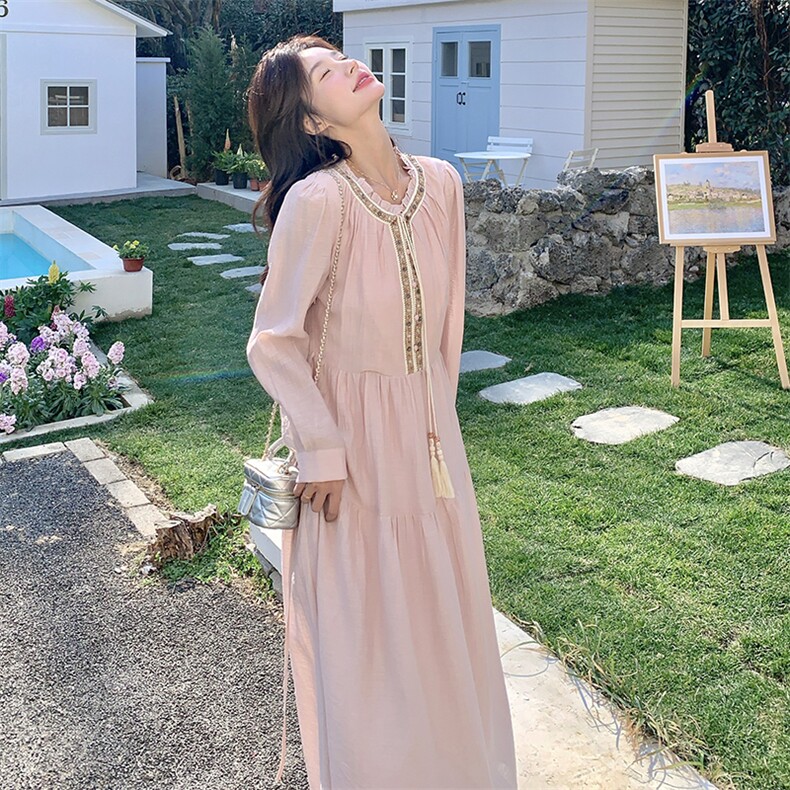森系田园风粉色长袖连衣裙女春秋新款超火好看独特漂亮绝美a字裙,女装连衣裙,帛锦泉
