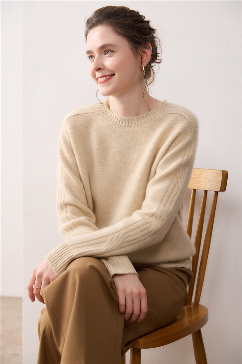 2025新款秋冬100%纯山羊绒衫女圆领针织衫宽松百搭毛衣套头加厚,针织衫/毛衣,暖绒情旗舰店