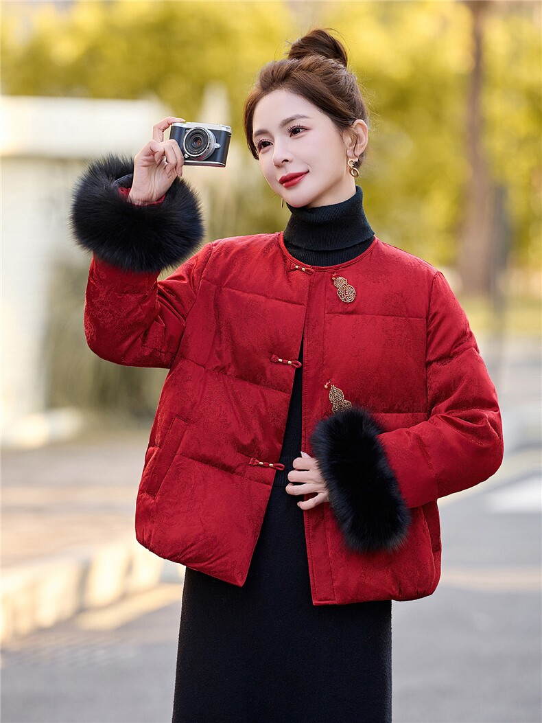 依如秀2026年冬季狐狸毛羽绒服,女装羽绒服,依如秀(原杭风阁)