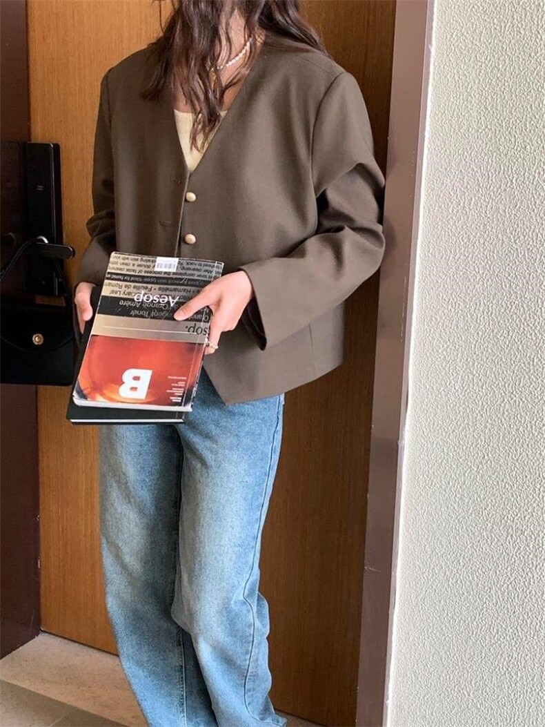 款号：WW0067 名称：V领短款西装外套，女装西装，BD