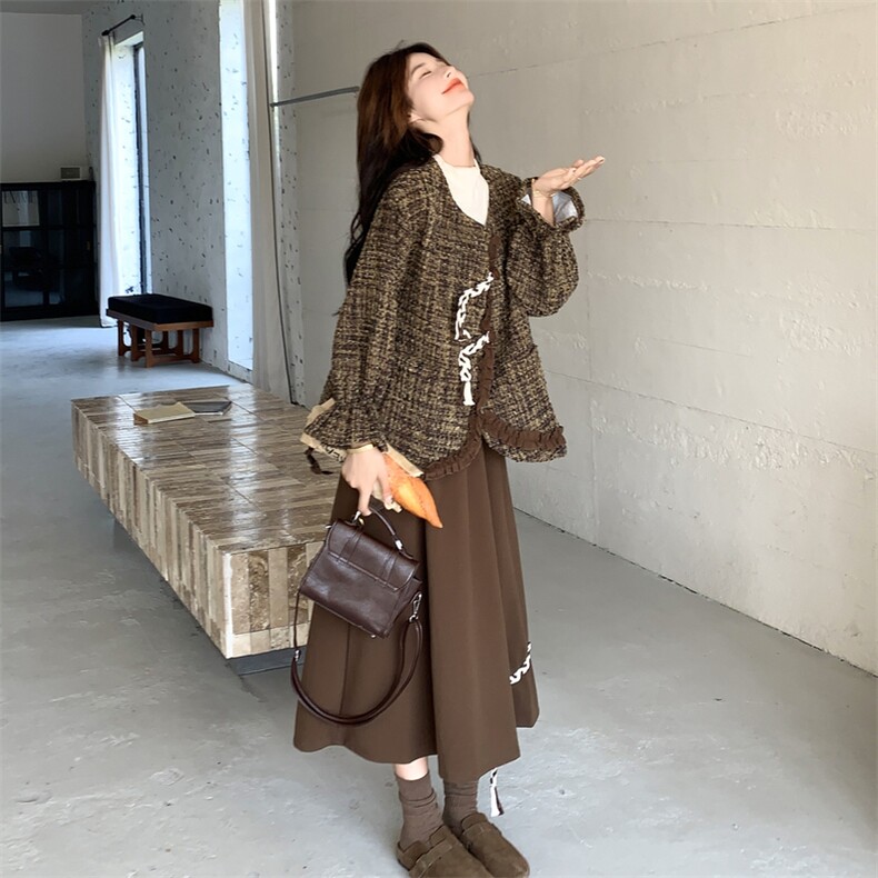 美拉德复古小香风套装裙女冬2025新款木耳边拼接外套半身裙两件套,女装套装/套裙,2C032