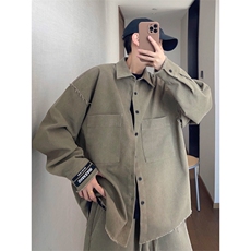 军绿色