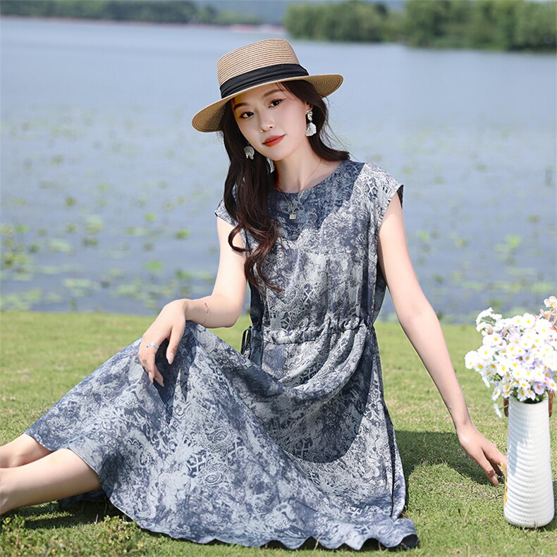 高端无袖碎花天丝雪纺连衣裙女2025夏季新款宽松显瘦印花度假裙子,女装连衣裙,凝聚力