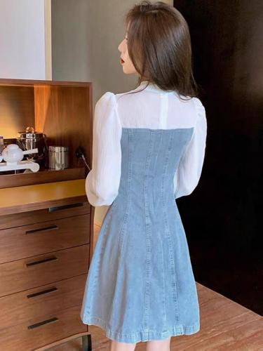 【现货】春夏新款设计感蝴蝶结系带牛仔拼接连衣裙,女装连衣裙,妍舞飞扬
