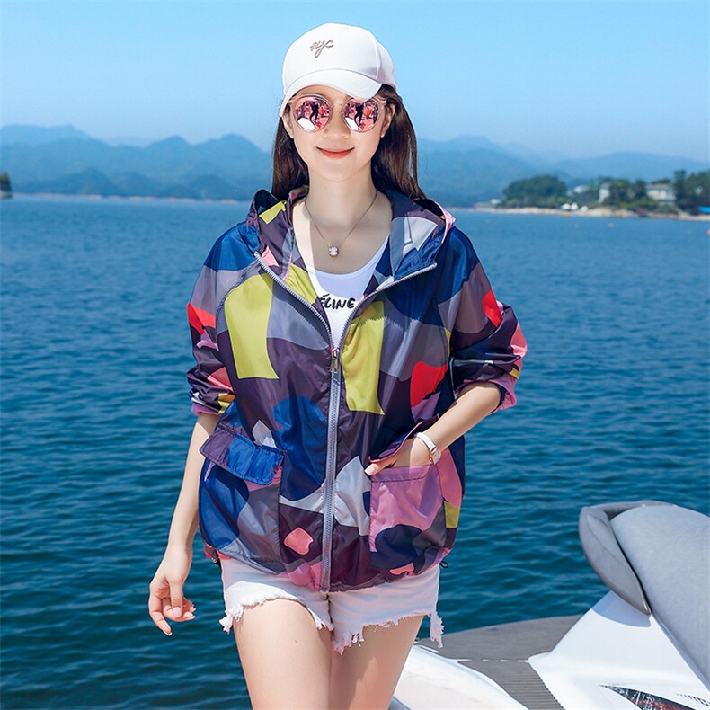 防晒衣女夏季薄款2025年新款时尚洋气长袖外套连帽休闲透气防晒服，女装防晒衣，依倍林
