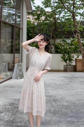 2021夏装热卖中，欢迎新老客户光临本店选购，女装，兰·米其