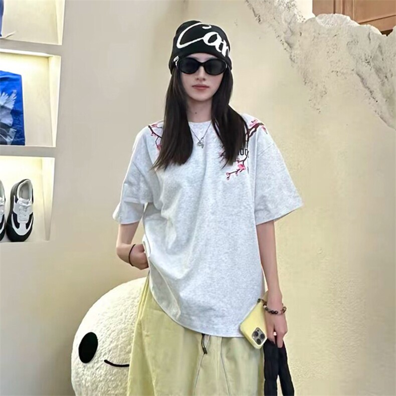 万针全刺绣工艺抖音得物高品质260克重磅纯棉双纱美式高街短袖T恤图片
