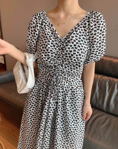 【现货】爱心碎花连衣裙，女装连衣裙，秋水月亮