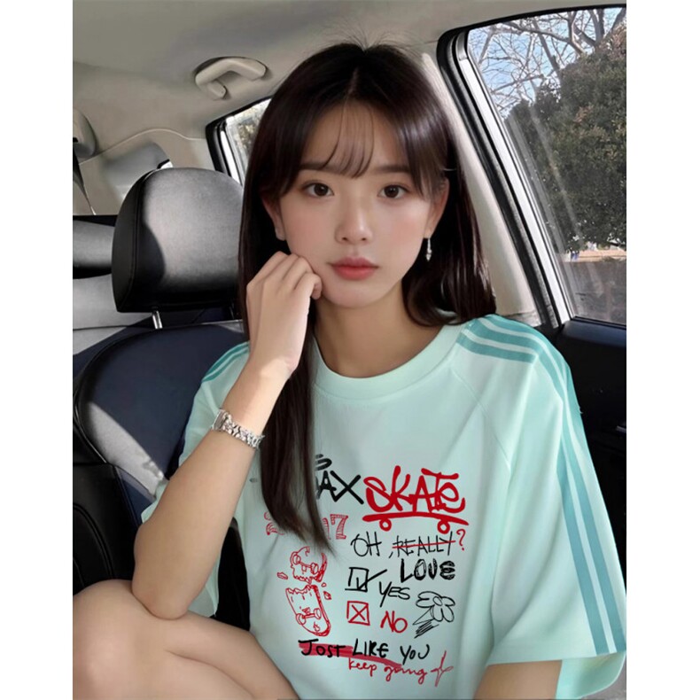 抖音得物品质二开240克宽松纯棉美式潮牌印花三条杠中性风短袖T恤,男装T恤,电商A486