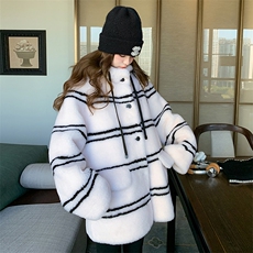 【有货】皮毛一体外套2D012-666-P215-K328，女装皮草，2D012