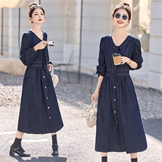 牛仔连衣裙女长款2025秋装新款韩版收腰显瘦气质减龄休闲牛仔裙，女装连衣裙，流量+