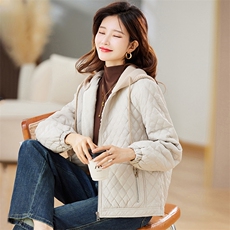 现货皮衣外套女连帽加绒派克服2023秋冬新款加厚压格内里短款上衣，女装棉衣/棉服，江南女神