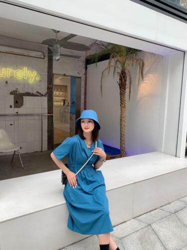 夏季新款韩版连衣裙，女装连衣裙，红头发儿