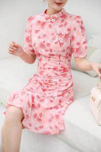 花色盘扣连衣裙，女装连衣裙，茗格拉