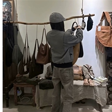 单件长袖宽松型春秋新款休闲宽松棒球服外套女百搭开衫翻领常规，女装短外套，星座506A