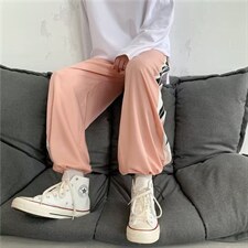 粉色