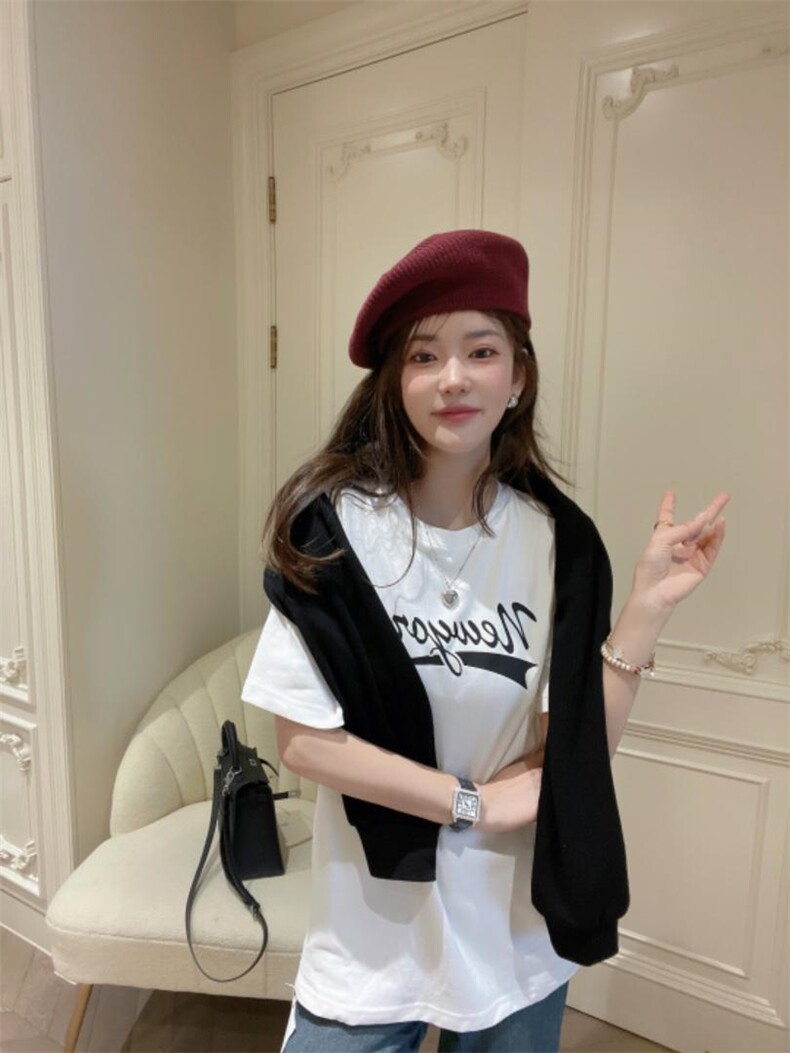 含羊毛两件套，其它，唇蔻