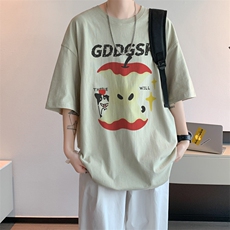 淡绿色