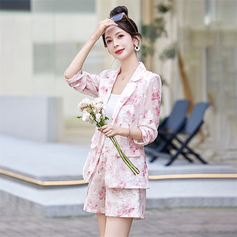薄款西装短款套装女2024新款夏季防晒国风盘扣西服气质休闲两件套,女装套装/套裙,艾仟回(原伊仟回)