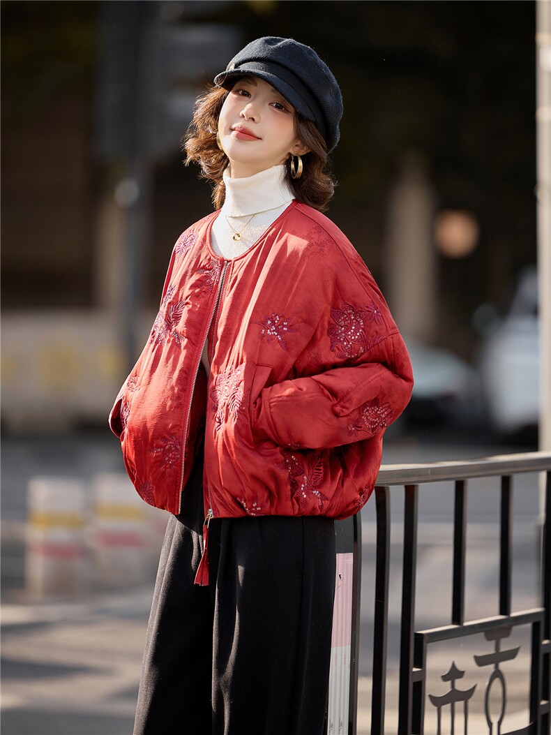 水衣源889款刺绣带围脖短款夹棉棉服外套女,女装棉衣/棉服,水衣源