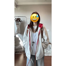 白灰色