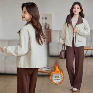 现货绵羊毛填充棉衣棉服女图片