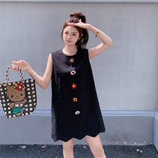 俏皮减龄立体花朵无袖连衣裙女夏2025新款超好看小个子绝美a字裙，女装连衣裙，2C201
