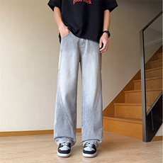 烟灰色