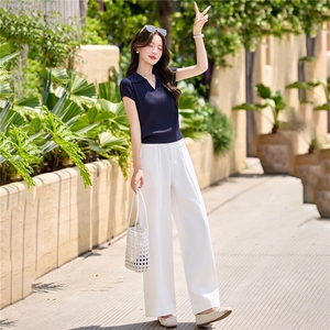 2026流行穿搭一整套减龄显瘦V领短袖阔腿裤休闲运动两件套女夏装图片