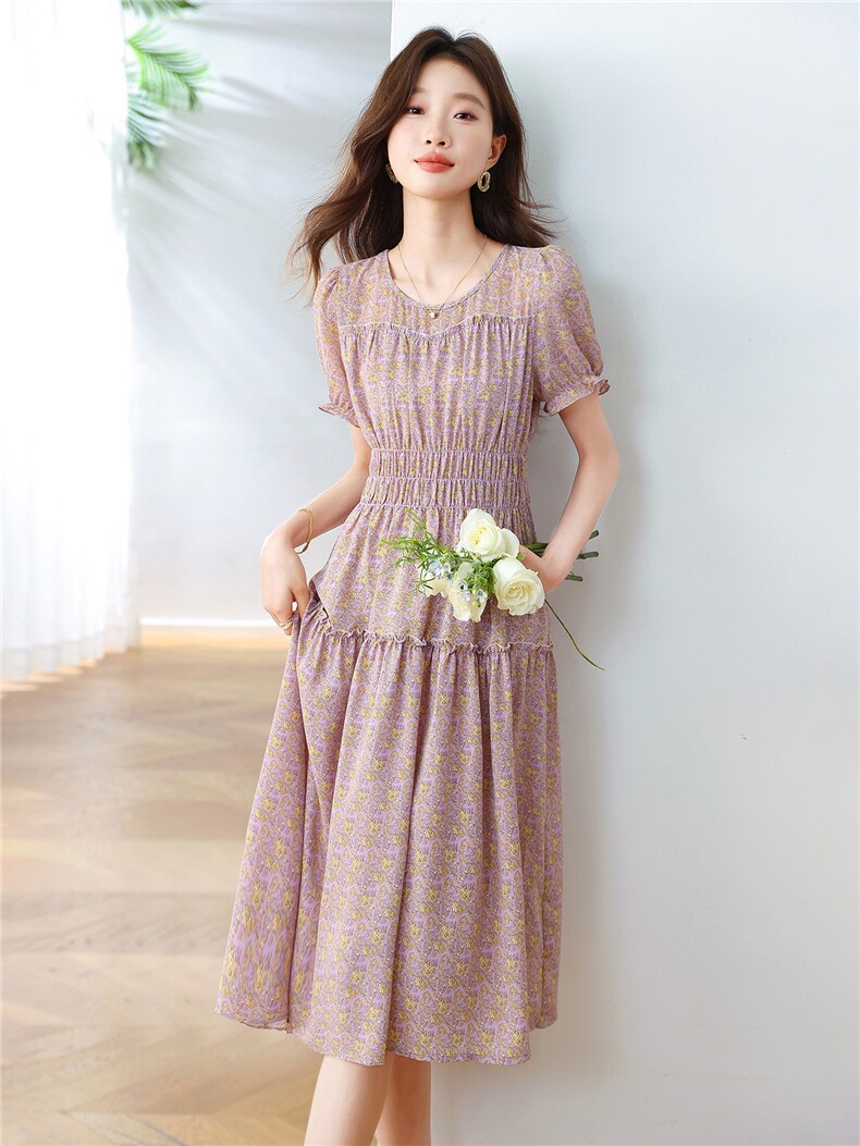 小清新碎花连衣裙女2025夏季新款小个子收腰修身显瘦气质印花裙子,女装连衣裙,布芭啦
