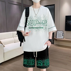 白色