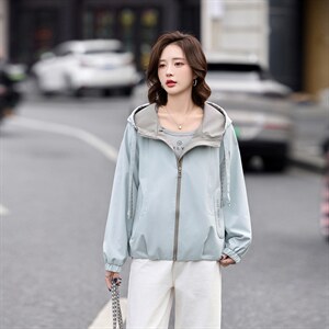 【现货！！！！】休闲好看的短款外套女式，女装短外套，素月