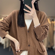 时尚百搭宽松羊毛开衫女秋冬季新款V领长袖针织衫外套上衣，女装羊毛衫，绒迪羊绒