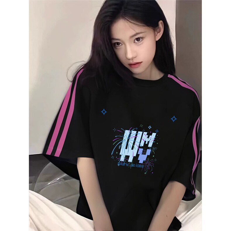 抖音得物品质二开240克宽松纯棉美式潮牌印花三条杠中性风短袖T恤图片