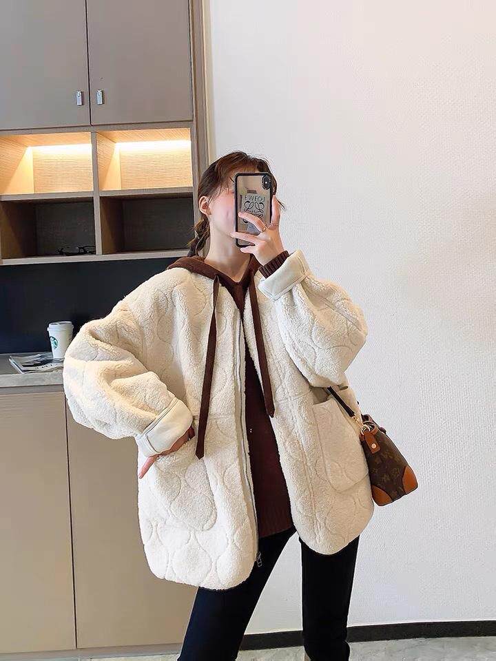 新款压花皮毛一体外套，其它，Fairy mall