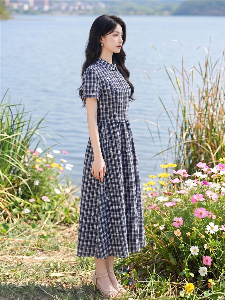 夏季格纹绣花收腰显瘦学院风优雅气质连衣裙,女装连衣裙,水衣源