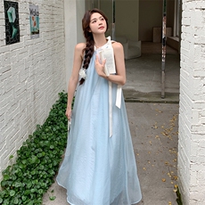 法式无袖挂脖连衣裙女2025夏季新款气质高级感绝美超仙度假风长裙，女装连衣裙，浙宝305
