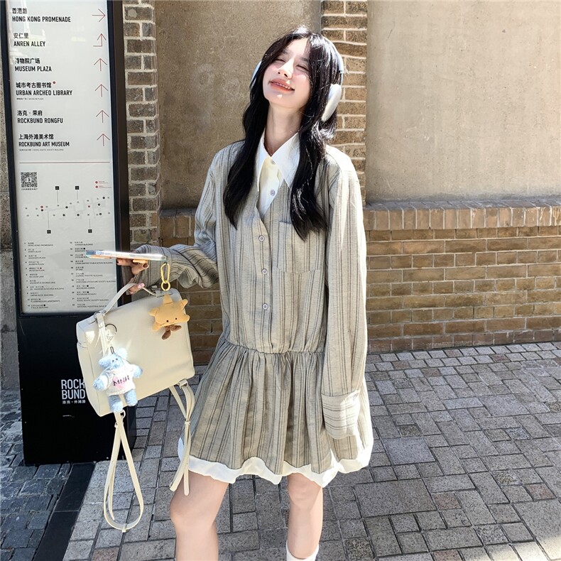 学院风条纹衬衫连衣裙女春秋超火好看小众高级独特漂亮绝美a字裙,女装连衣裙,2C201