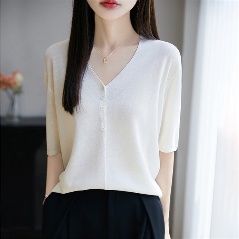2025新款夏季V领短袖T恤桑蚕丝五粒扣气质女宽松显瘦薄款上衣,女装T恤,暖烁羊绒