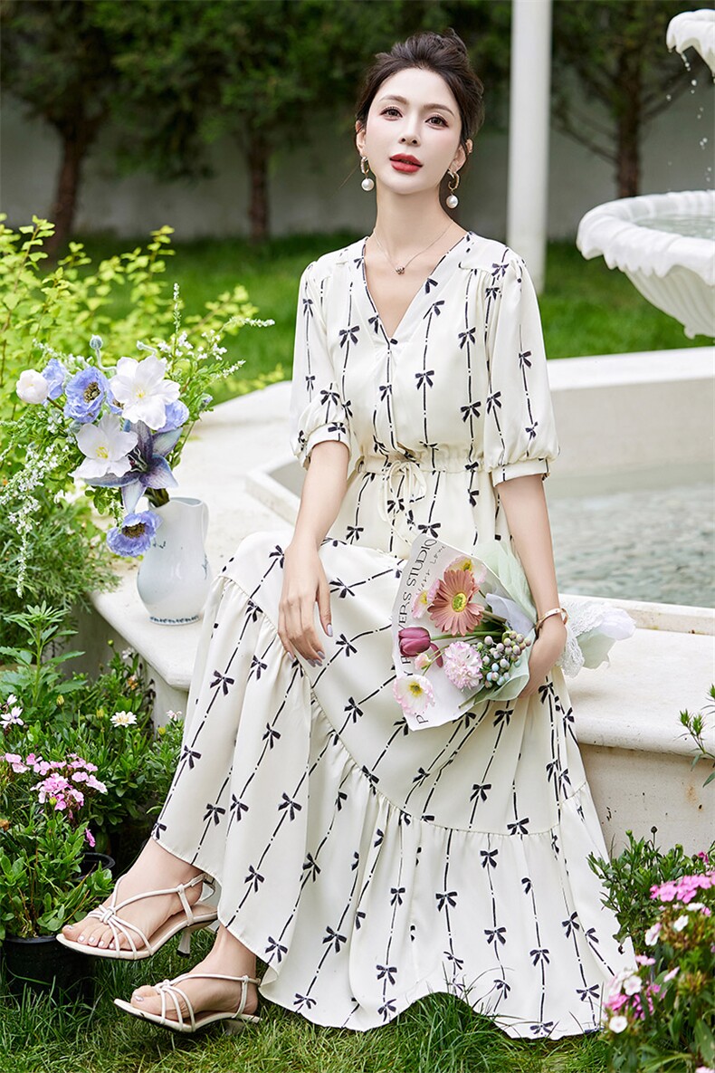 现货法式V领连衣裙女2025新款夏季气质女神范收腰显瘦,女装连衣裙,韩美纤衣