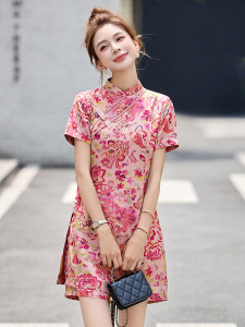 新中式国风套装女2025夏新款印花改良旗袍上衣短裤气质减龄两件套图片
